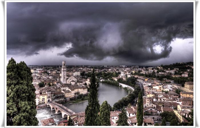 Unwetter über Verona