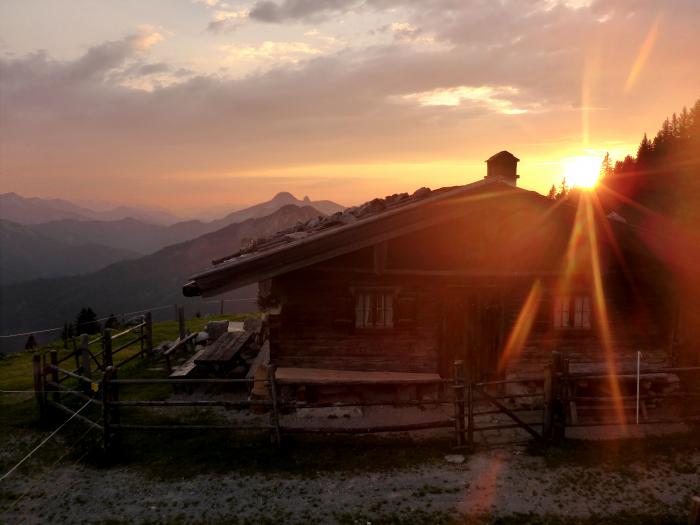 Sonnenuntergang beim Rotwandhaus