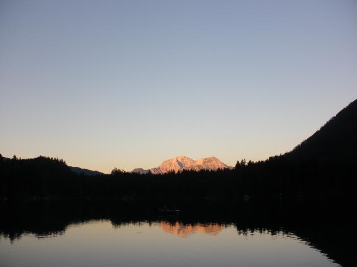 Hoher Göll und Hintersee im Abendlicht